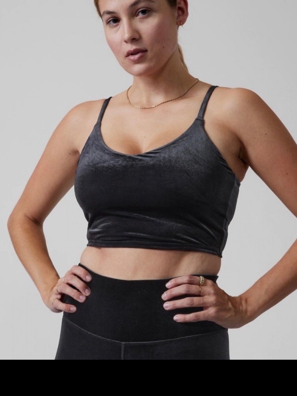 Athleta Elation V-neck Cropped Tank Bra